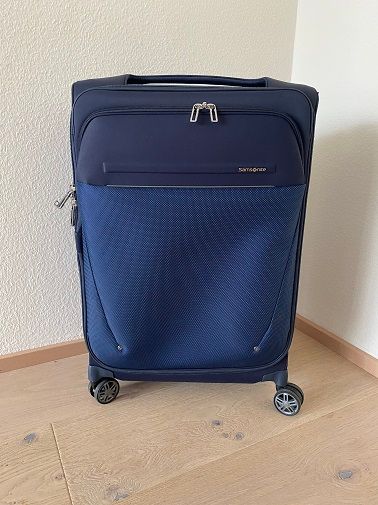 Samsonite B-Lite Icon Spinner review - front view